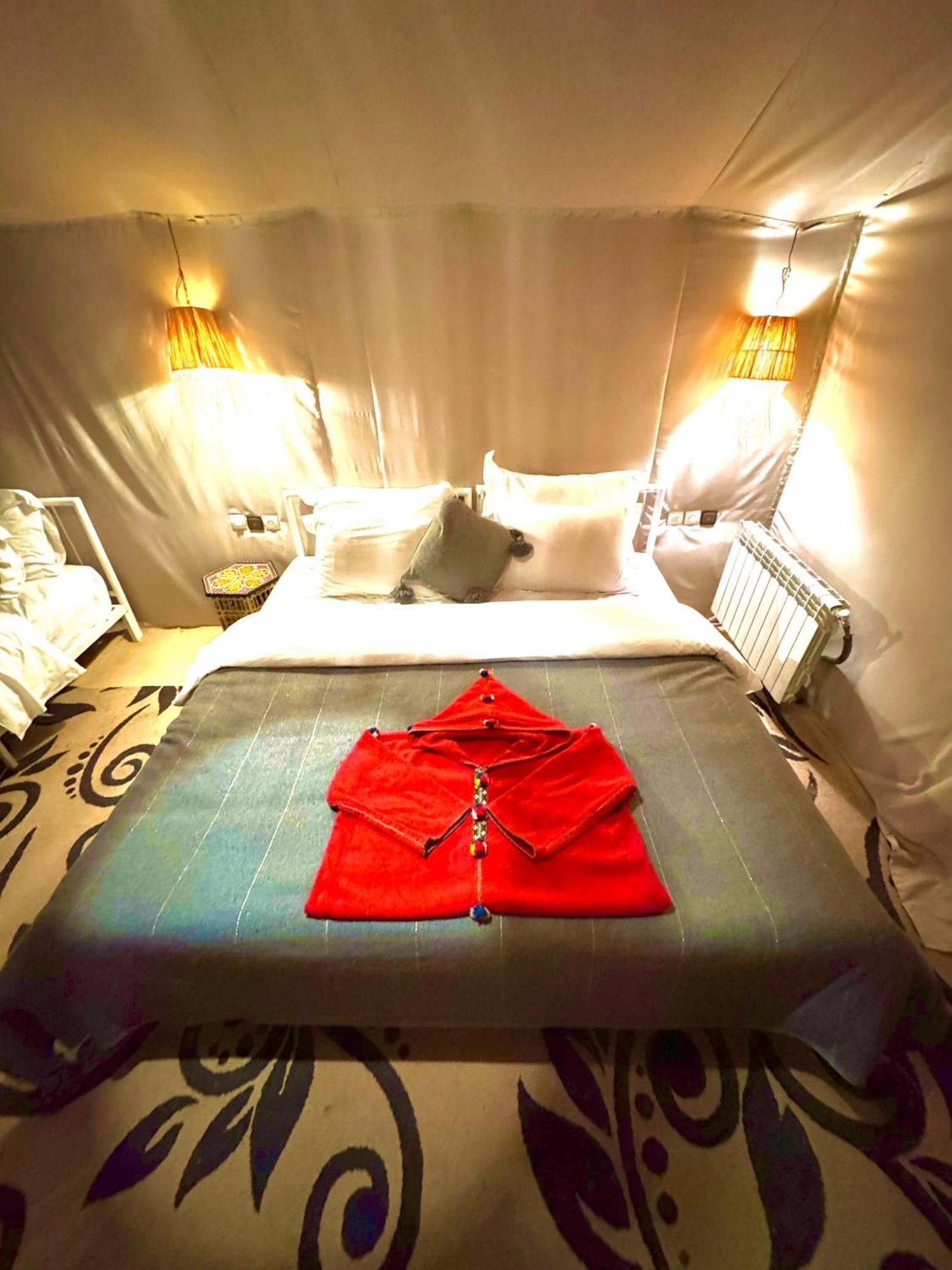 Sahara Vibes Luxury Camp Villa Merzouga Exterior photo